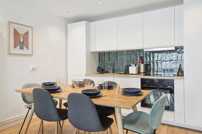 174 Grenelle - Marvelous In * Παρίσι