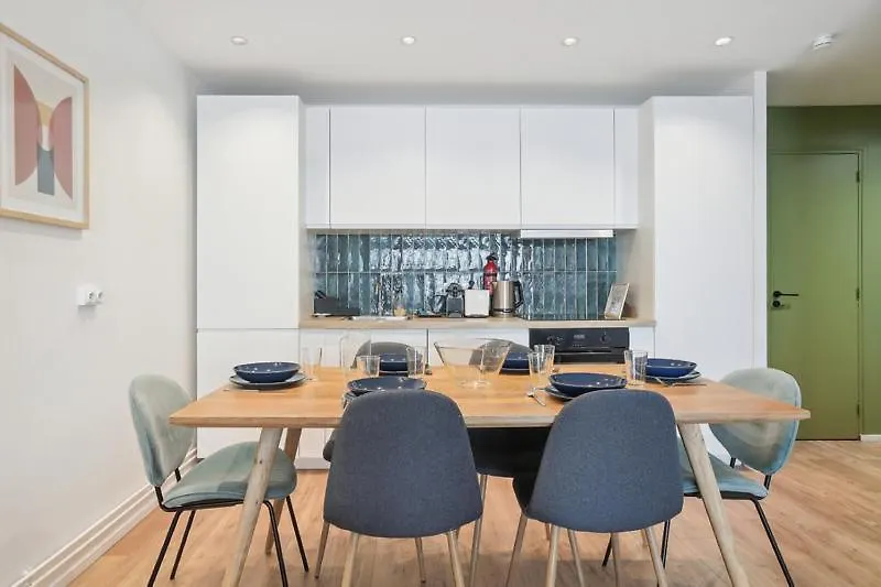 174 Grenelle - Marvelous In باريس